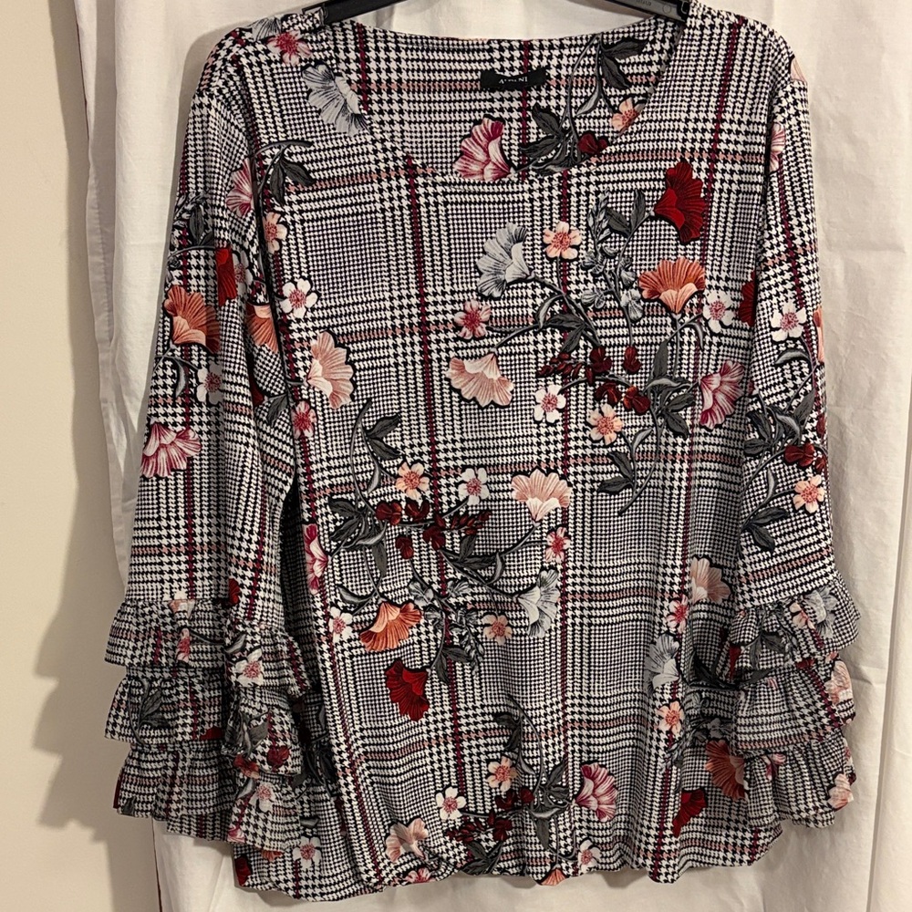Alfani Black and White Floral Ruffle Blouse